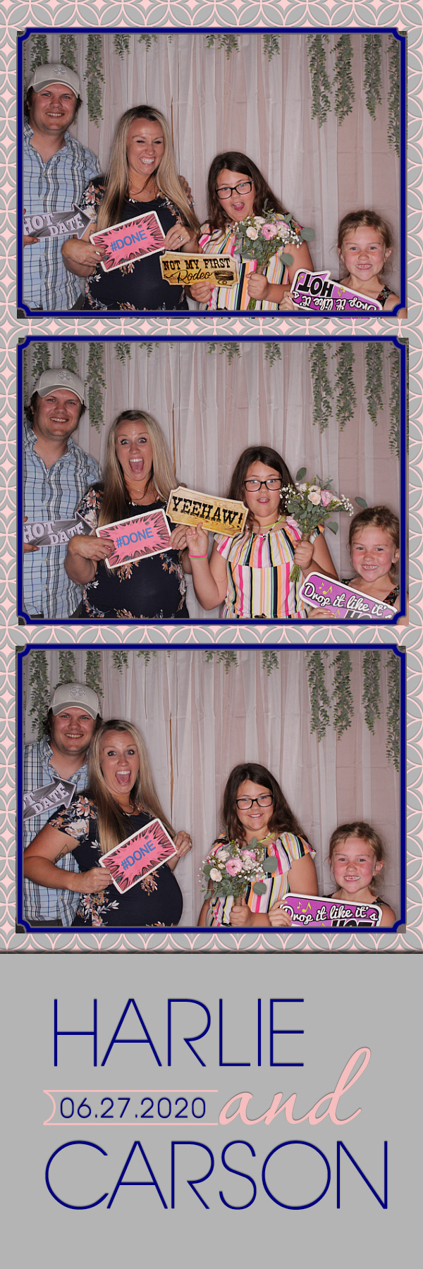 Carson and Harlie's Wedding | View more photos from the event at gallery.photoboothbillings.com/u/PhotoBoothBillings/Carson-and-Harlies-Wedding